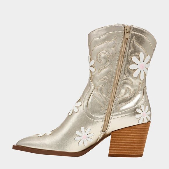 NWB$129 BETSEY JOHNSON Gold Faux Leather Teddyy Floral Daisy Western Booties 8.5 - Picture 4 of 10